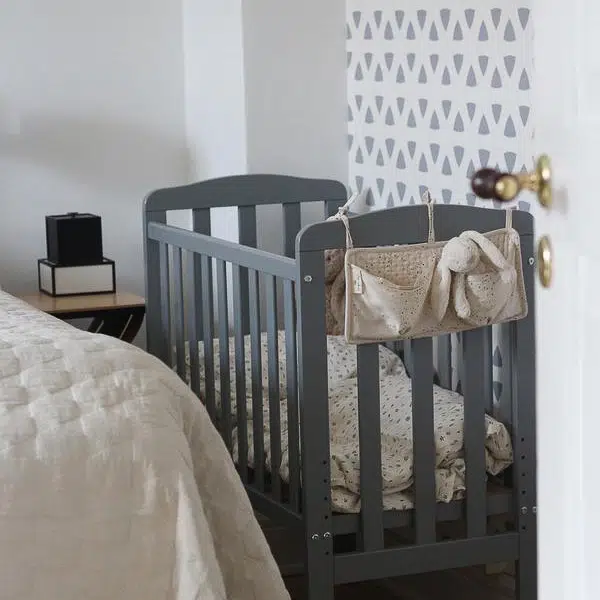 bedside crib