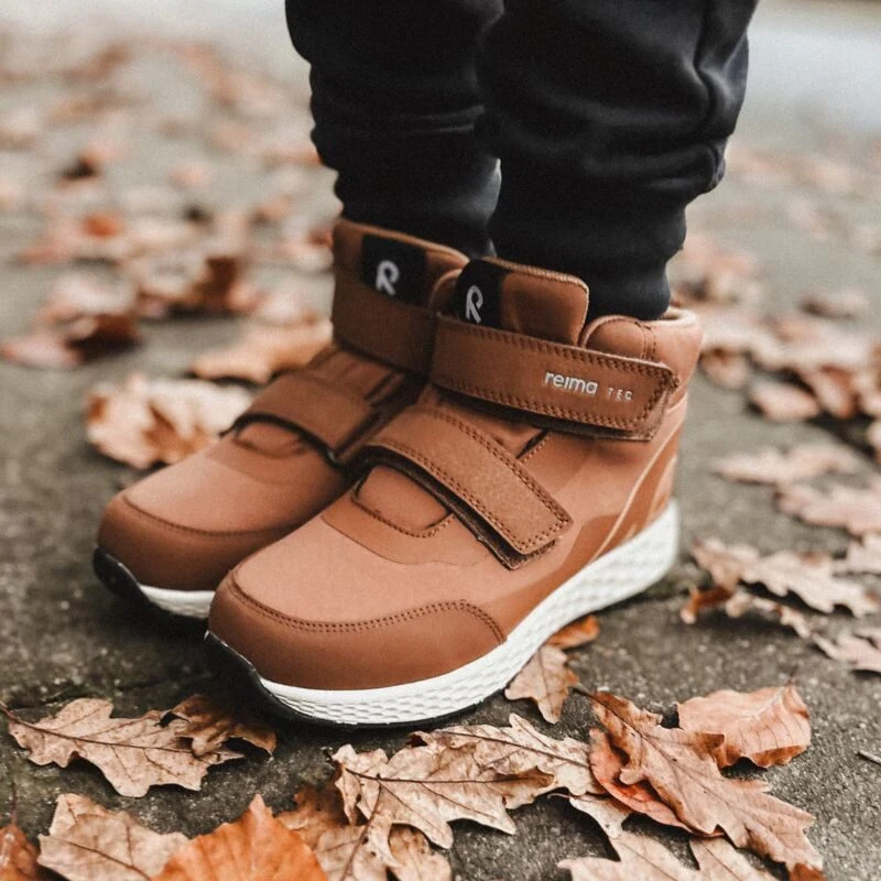 Fri跑stersko til børn, vandtæt med komfortabel skumpolle, ideel til efterårsløb.